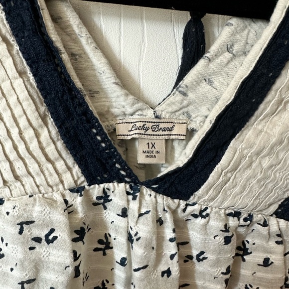 Lucky Brand Top 1x - Picture 3 of 9